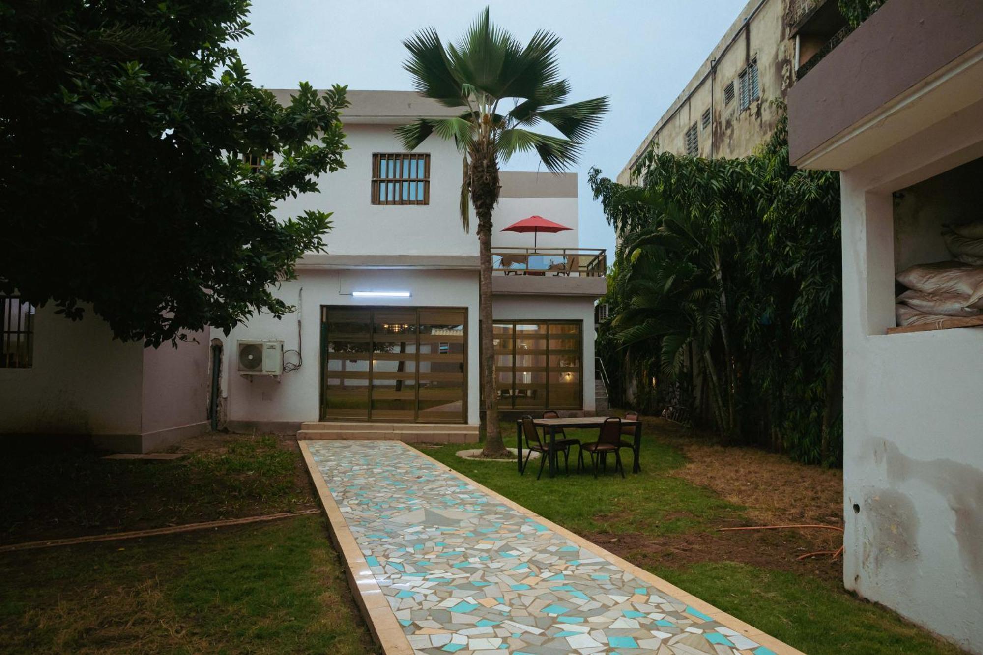 Studio Residence Condominium Lomé Exterior photo